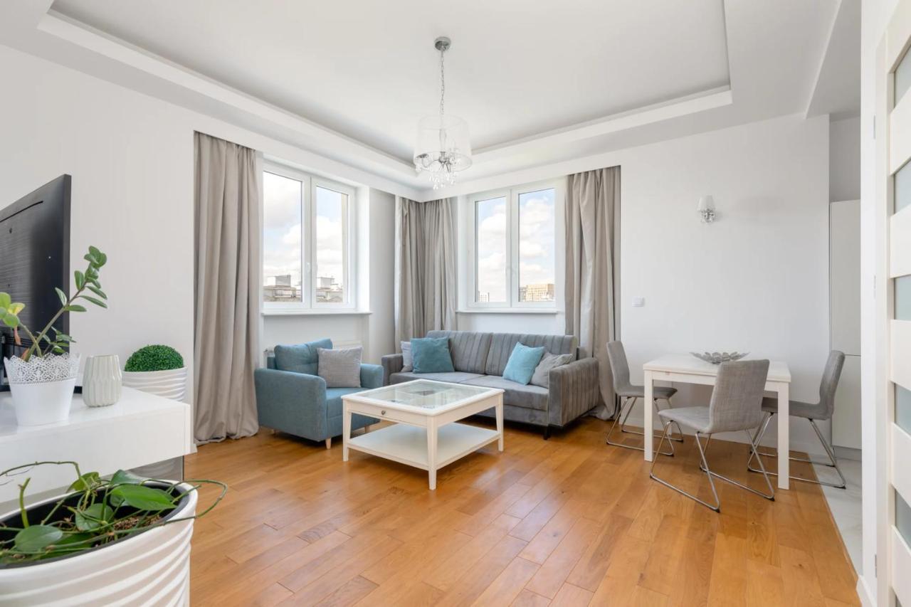Przestronny Apartament Z Widokiem Na Miasto W Warszawie Warszawa Exteriör bild