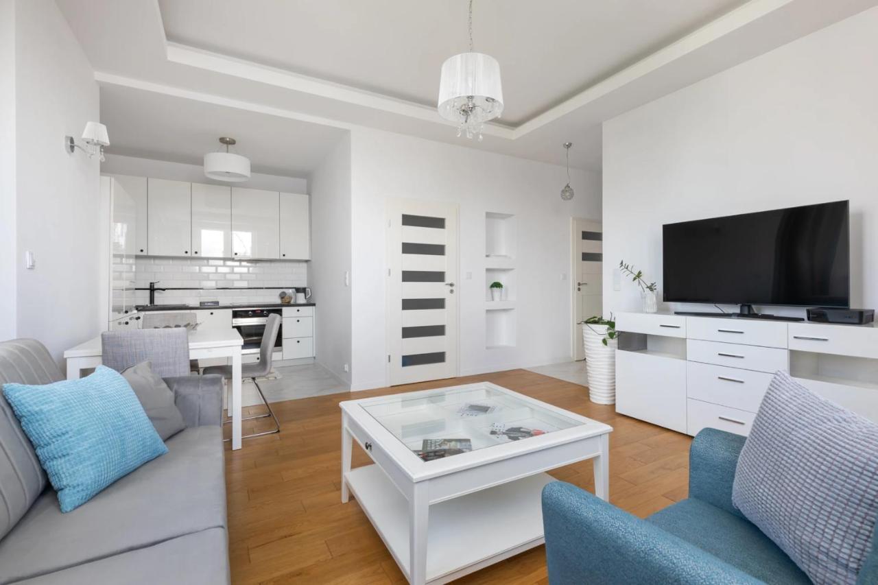 Przestronny Apartament Z Widokiem Na Miasto W Warszawie Warszawa Exteriör bild