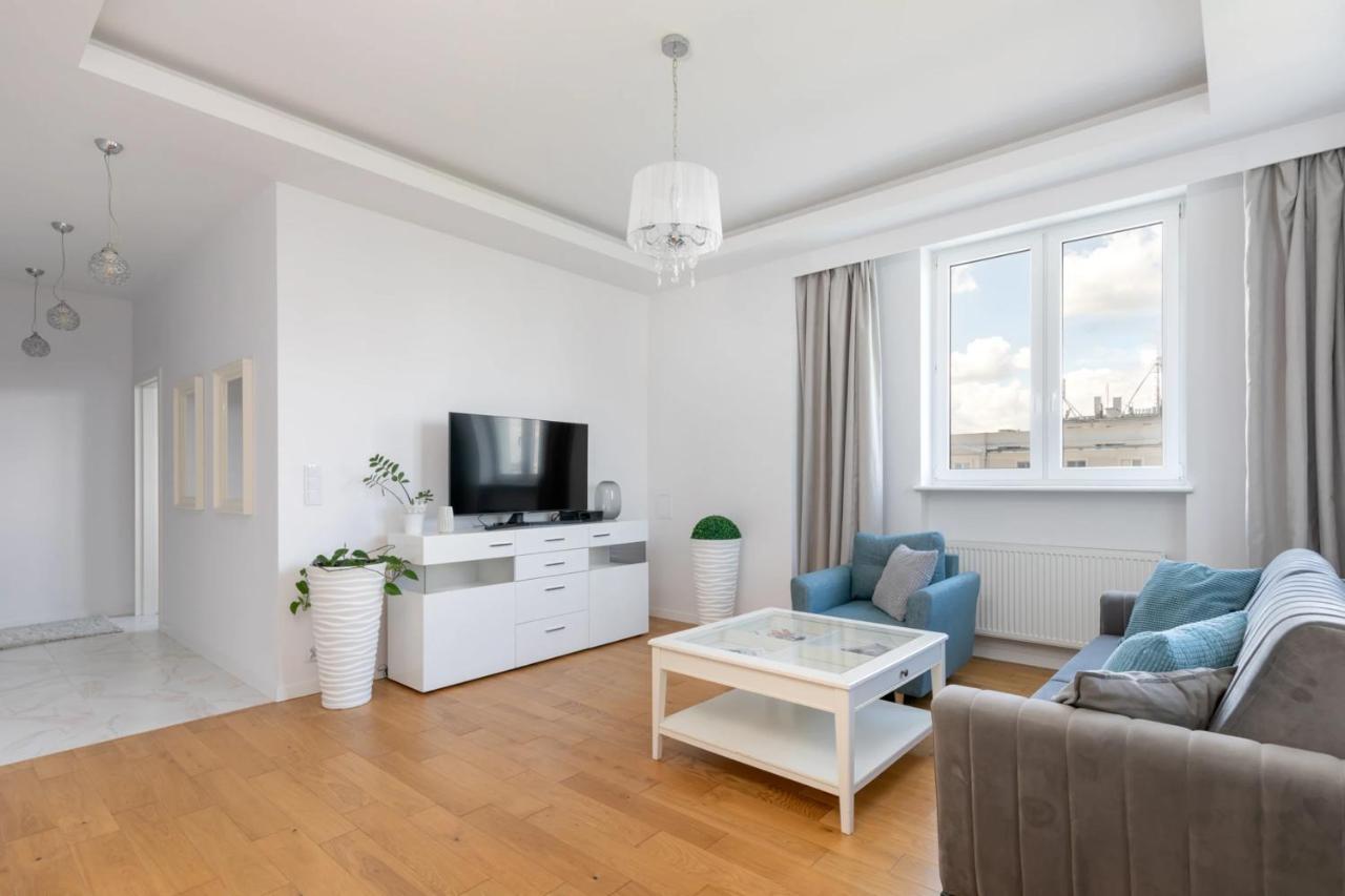 Przestronny Apartament Z Widokiem Na Miasto W Warszawie Warszawa Exteriör bild