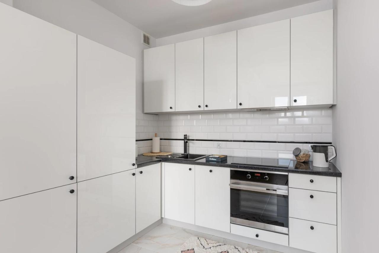 Przestronny Apartament Z Widokiem Na Miasto W Warszawie Warszawa Exteriör bild